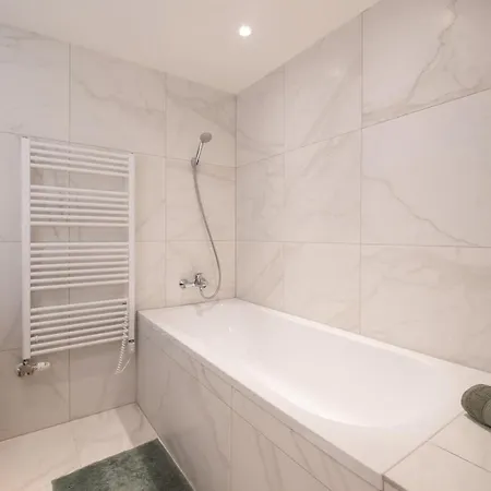 Myflat Coral 64 Premium Apartament *