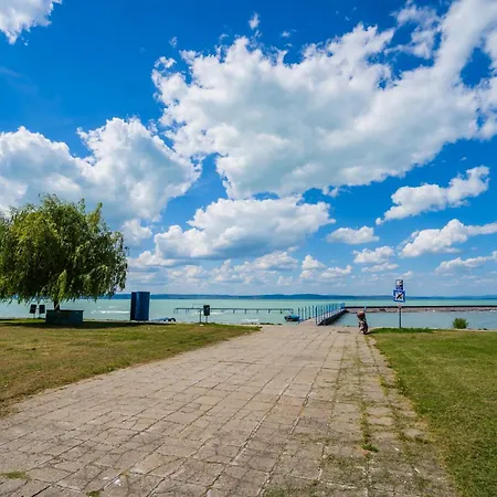 Myflat Coral 64 Premium * Siófok