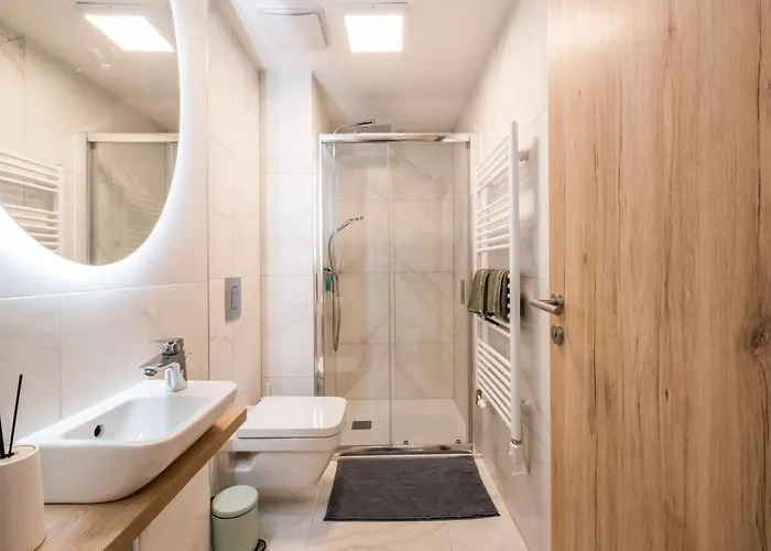 Myflat Coral 64 Premium Apartment