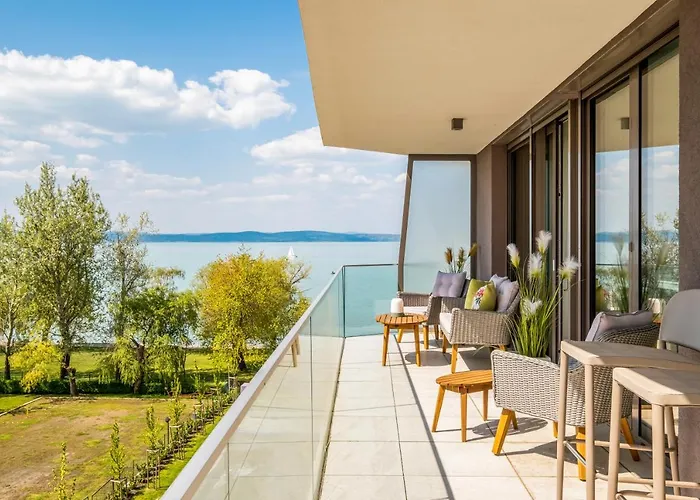 Myflat Coral 64 Premium Siófok